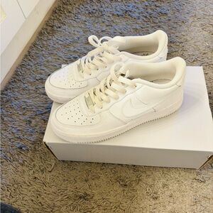 NIKE AIR FORCE ONE WHITE